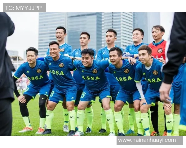 最强足球明星同框合影高清大赏尽显球场风采与荣耀